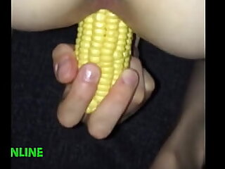 Corn tight enters the vagina - EBOK.ONLINE
